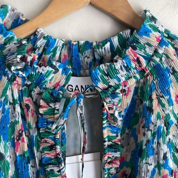 Ganni Pleated Georgette Ruffle V-Neck Blouse in Floral Azure Blue - Picture 6 of 16